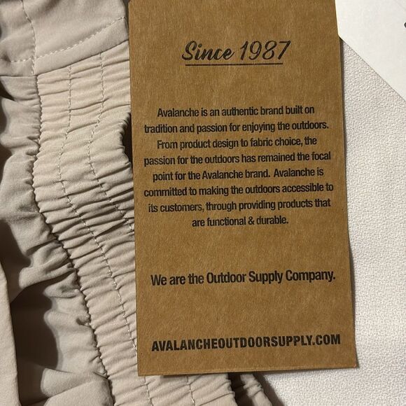 Avalanche Size Small High waisted outdoor athletic shorts tan - Picture 8 of 11